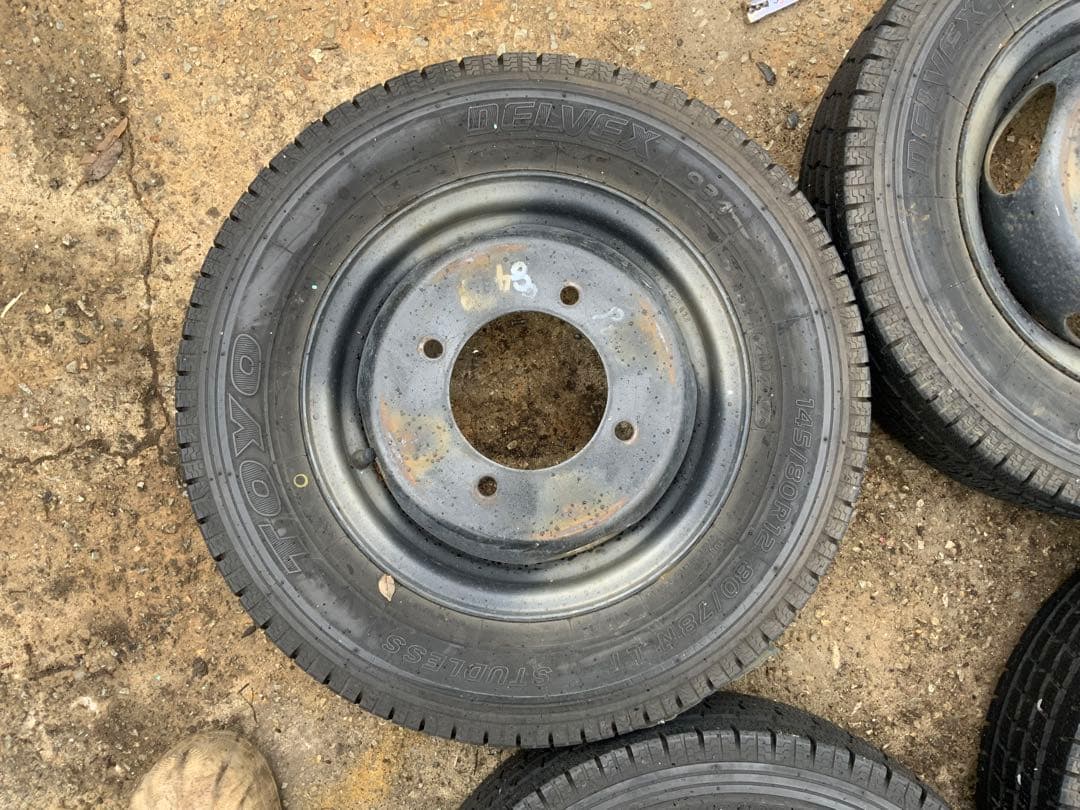 別途送料1500 ボンゴ　スチールホイール　タイヤ　145/80r12