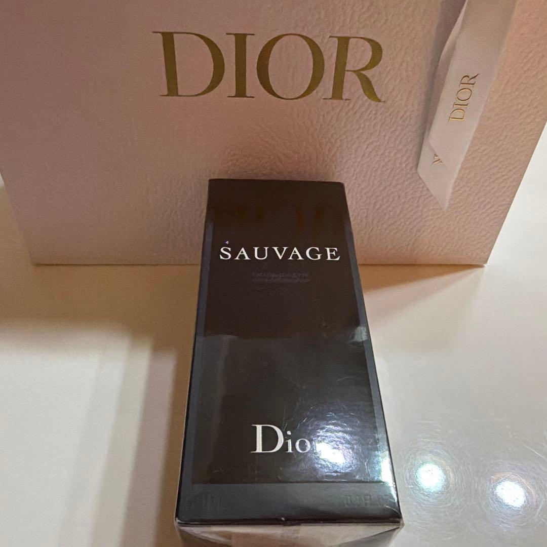 新品未開封 Dior ソヴァージュ 200ml 大容量 香水
