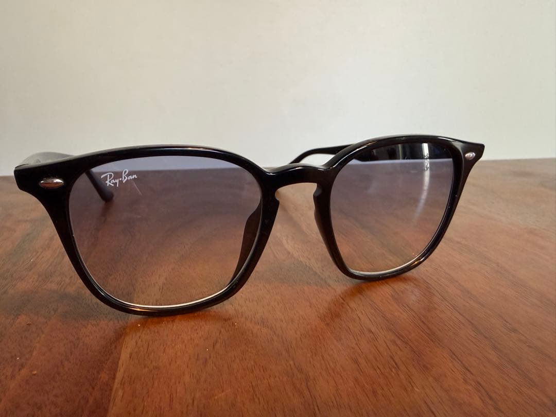 Ray-Ban（国内正規品）RB4258F-60119 -52　サングラス