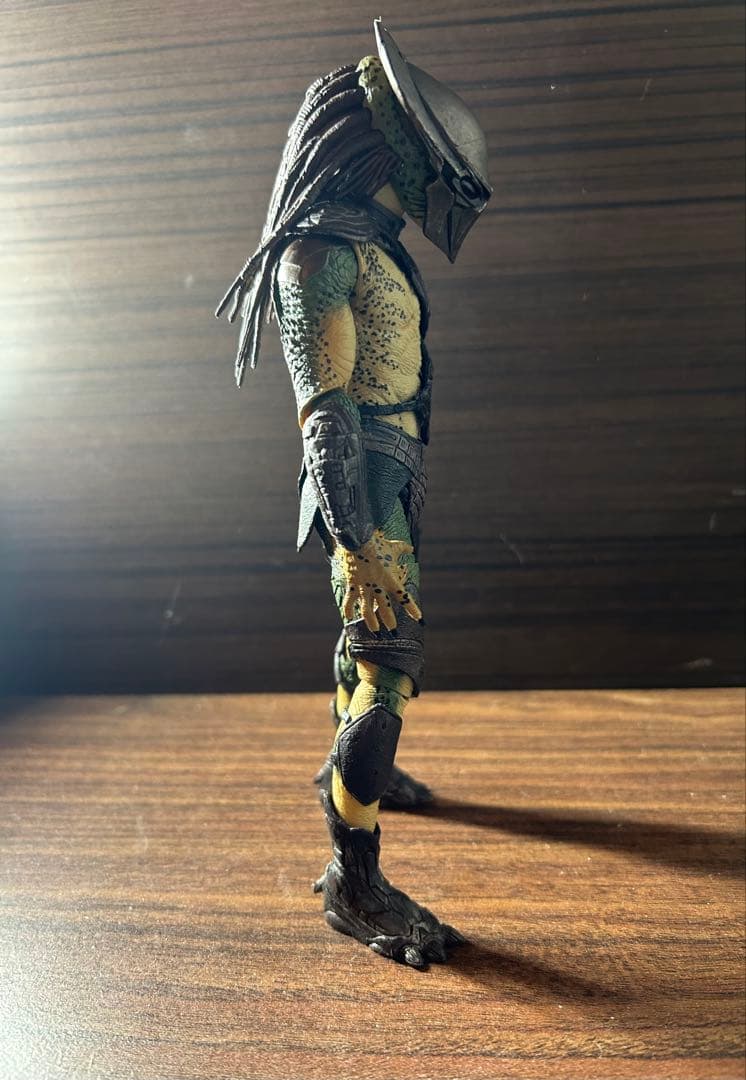 NECA ファルコナープレデター
