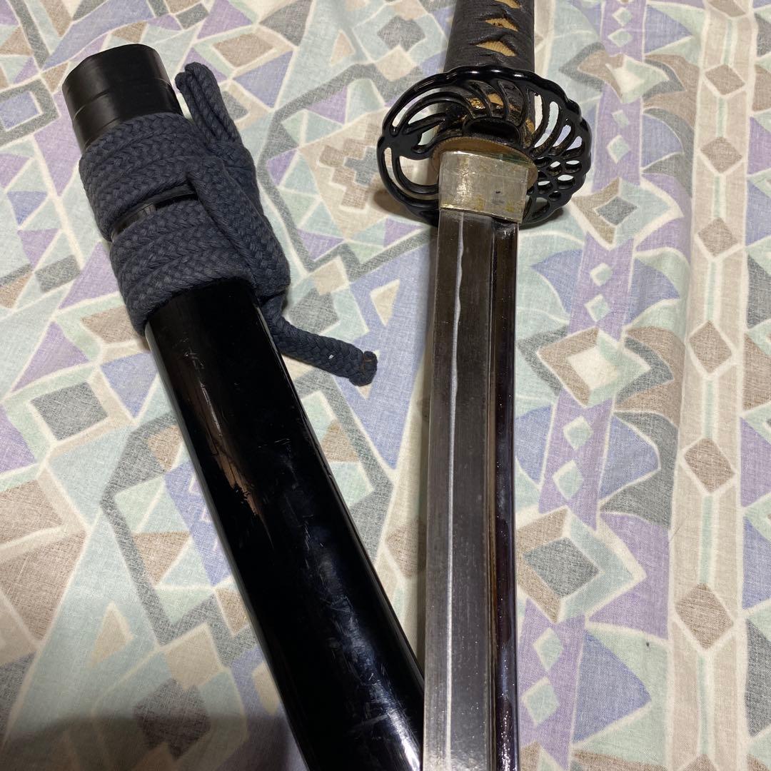 女性•少年用居合刀 黒柄 鶴羽透し丸鍔 黒呂鞘