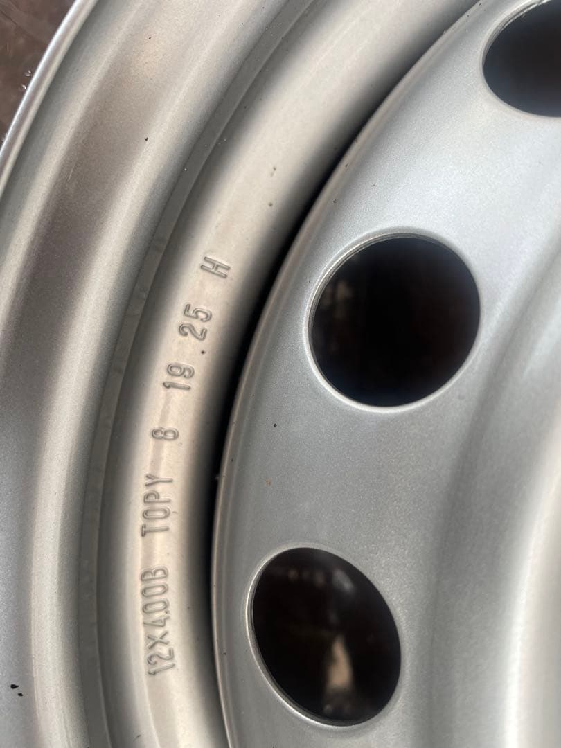 12インチ　軽トラホイールPCD100mm 4穴