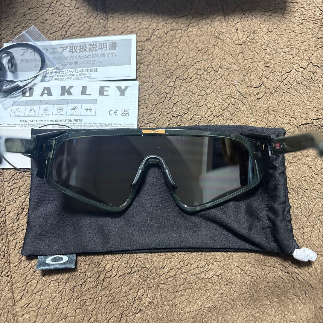OAKLEY LATCH PANEL サングラス オリーブ　オークリー