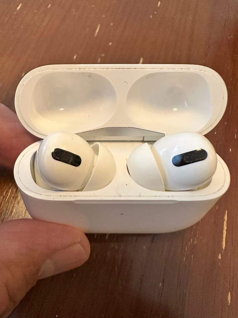 Apple AirPods Pro 第一世代 ／ROOT COケース付き