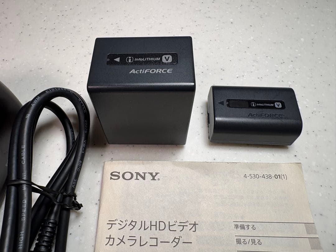 Sony HDR-PJ540 ビデオカメラ　プロジェクター付き　バッテリー2個