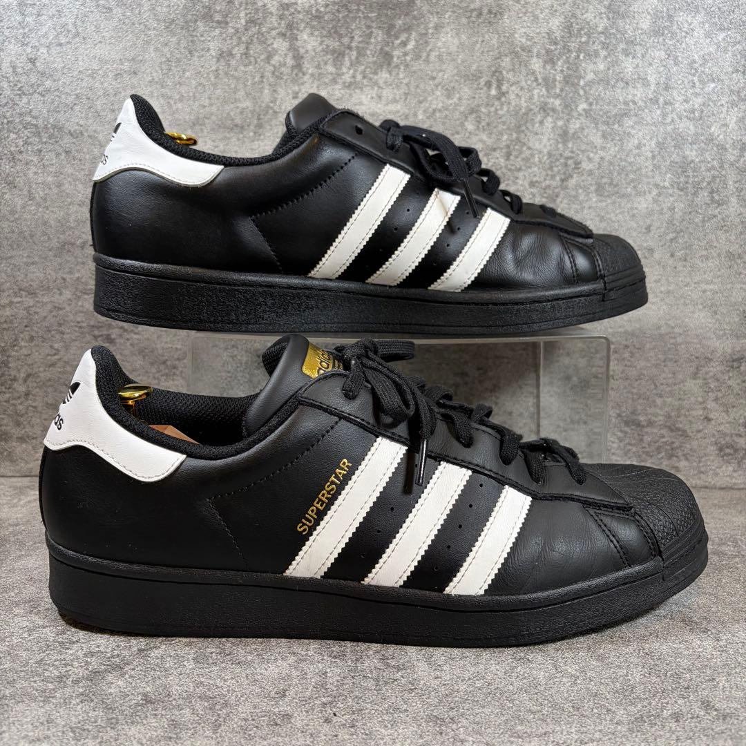 美品　adidas アディダス　スーパースター　ブラック　黒　ゴールド　30cm