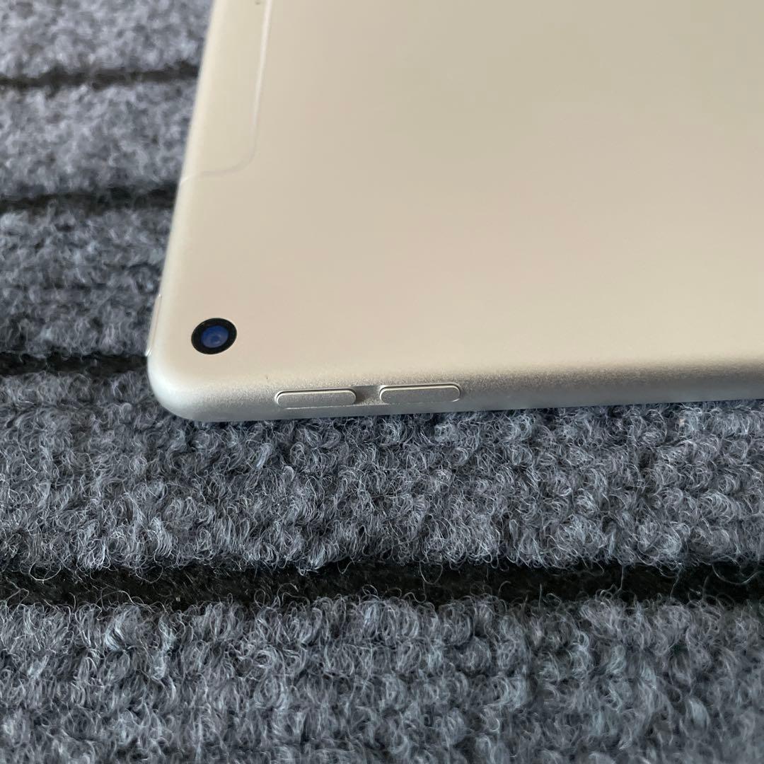 41 iPad Air3 64GB SIMフリーモデル シルバー