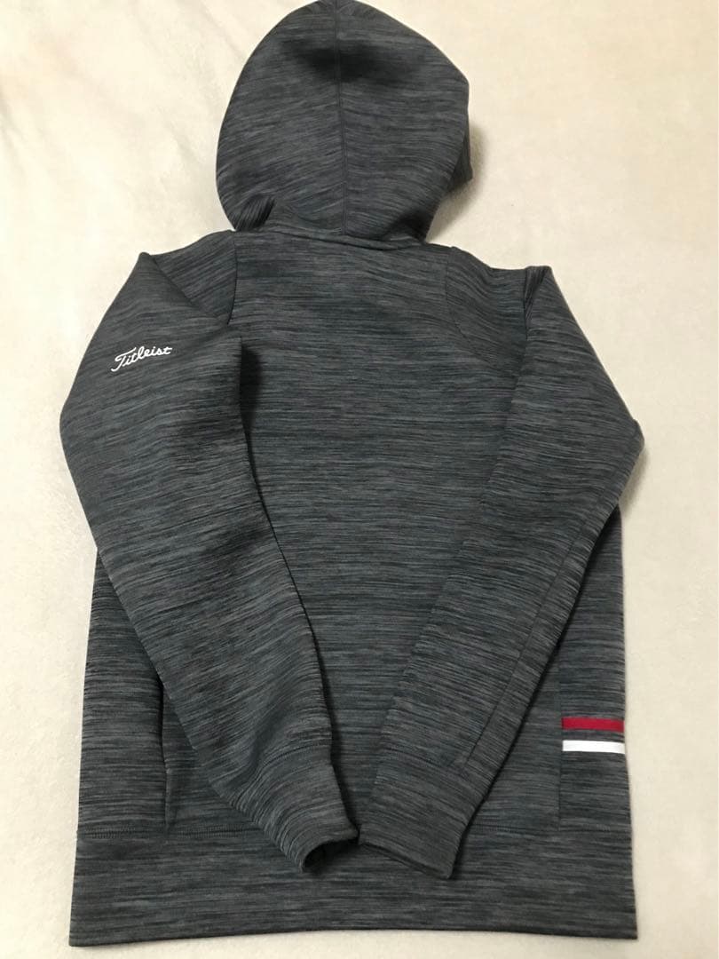 【Titleist】 暖パーカー　グレー　Lサイズ