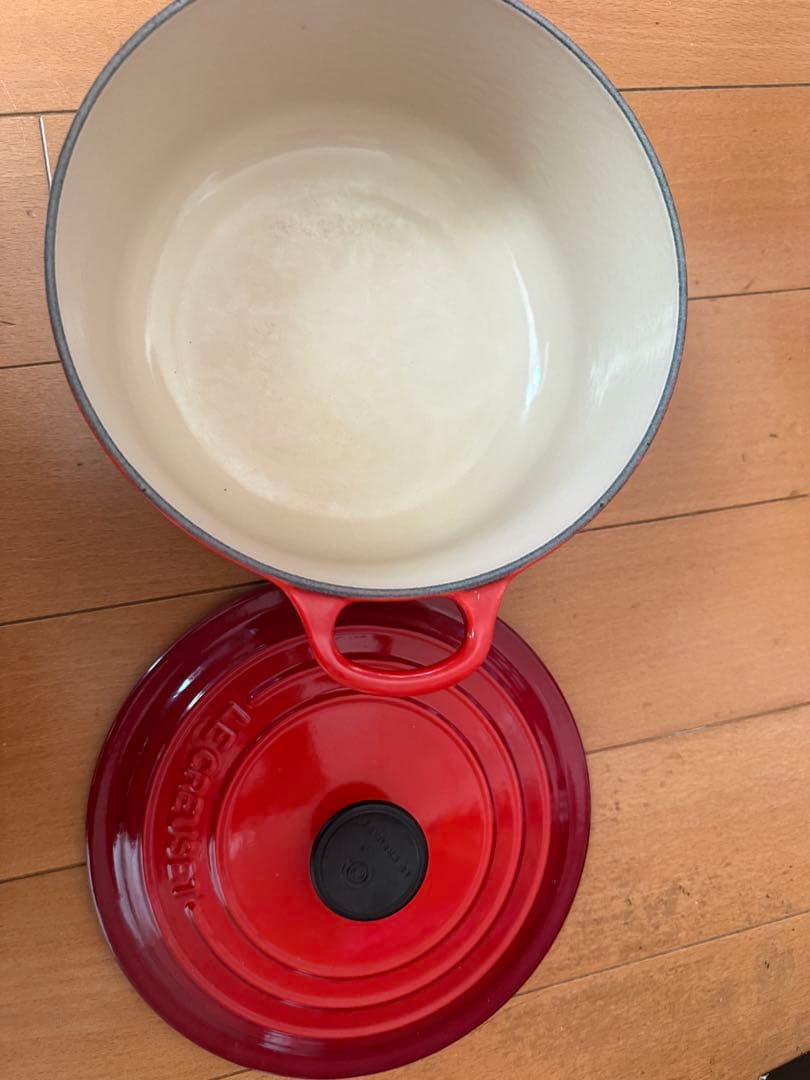 未使用品！！Le Creuset 両手鍋 赤　20センチ