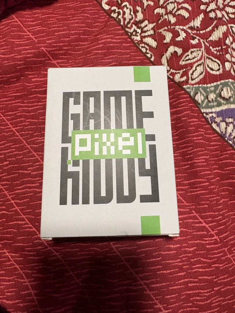 GKD Pixel レッド　64GB