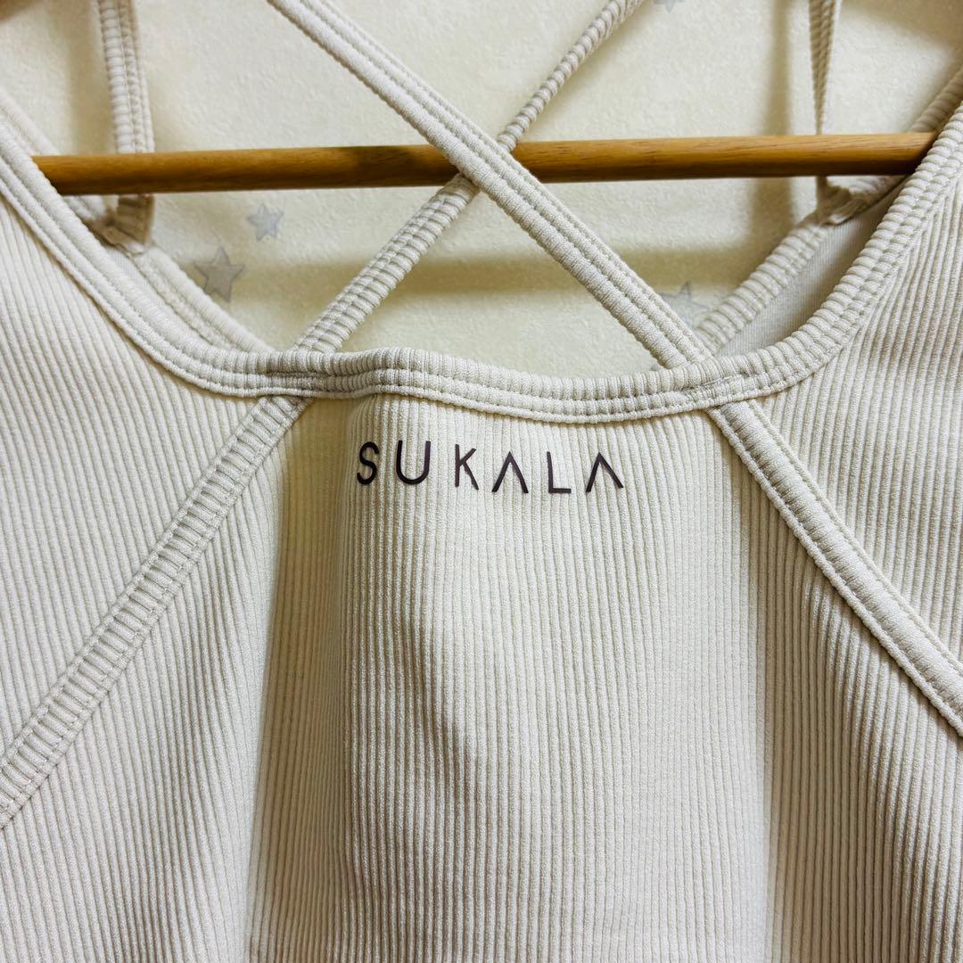 【新品】LAVA SUKALA カップ付きオープンネックTee M アイボリー