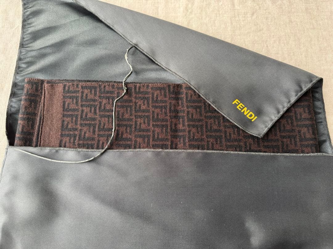 FENDI フェンディ ウールマフラー