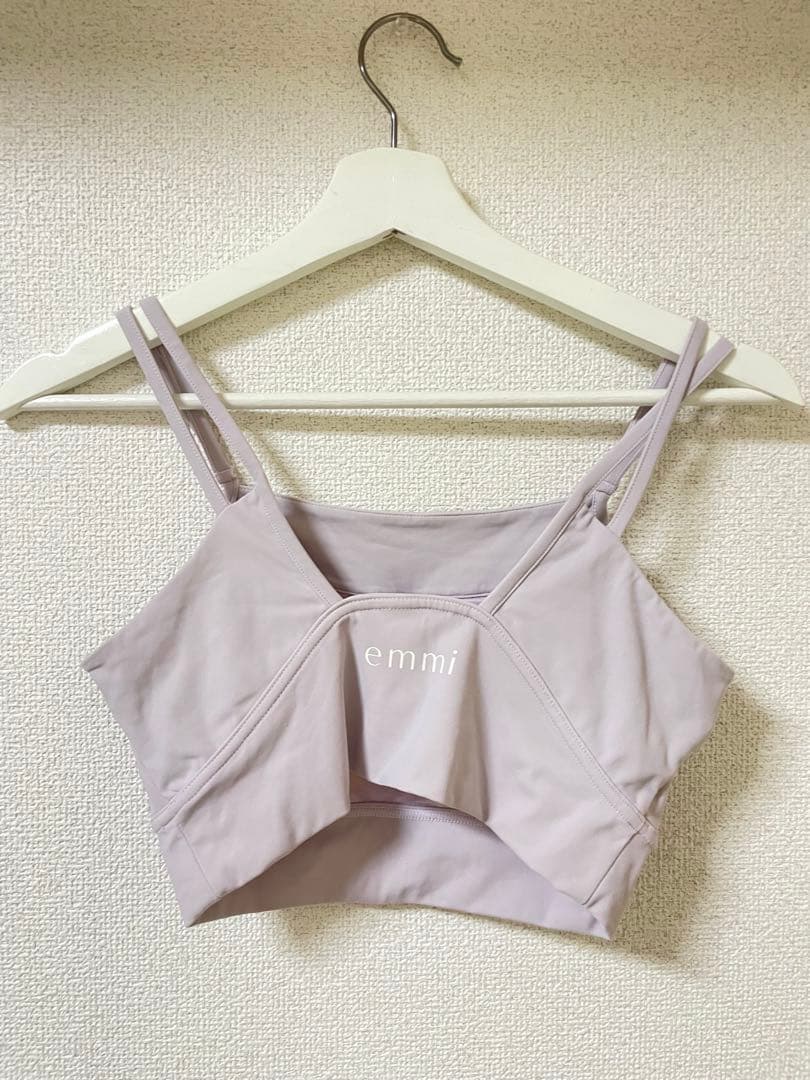 最終値下げemmi yoga セットアップヨガ　ピラティスウェア