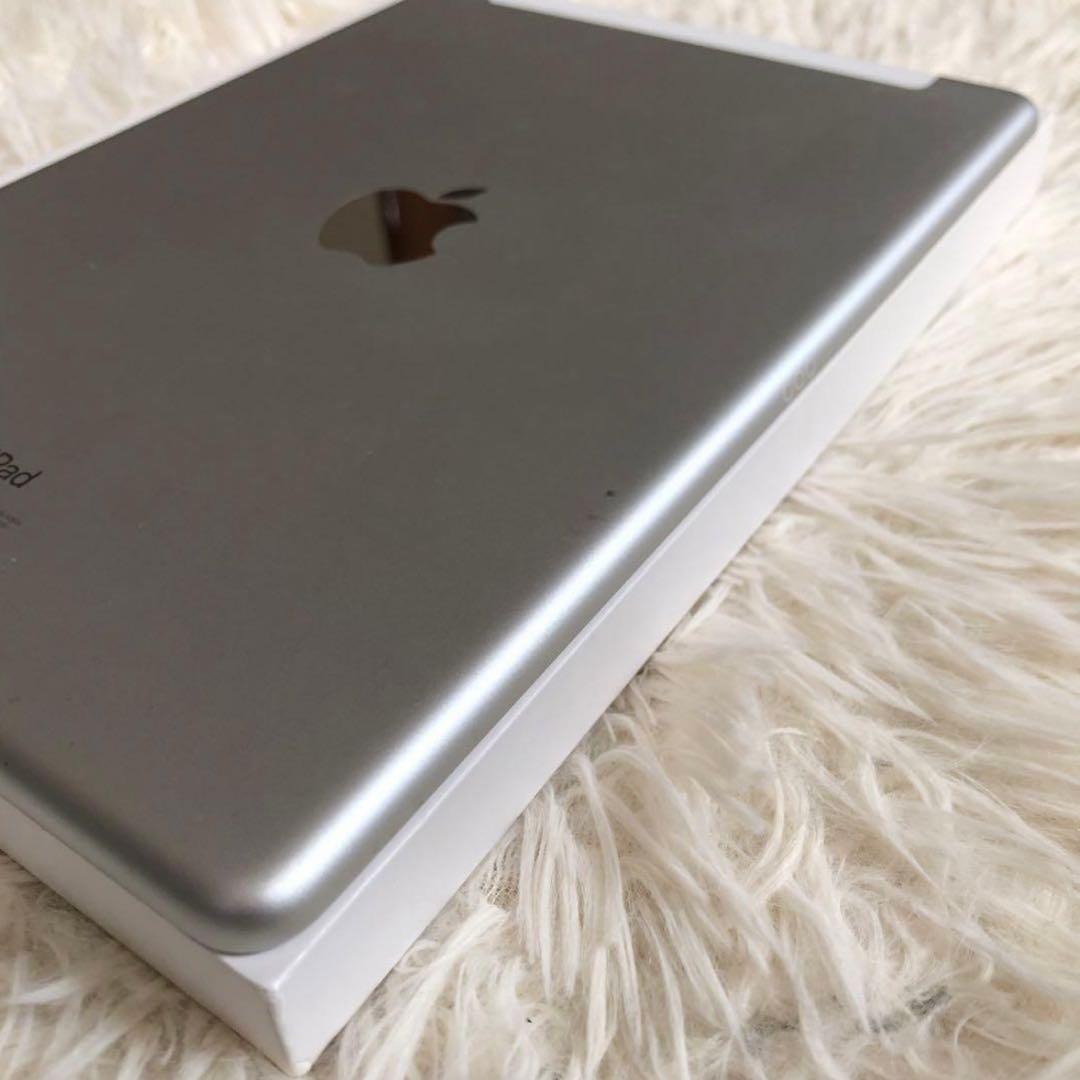 【早い者勝ち】iPad 第9世代 64GB SIMフリー 【すぐ発送】【付属品】