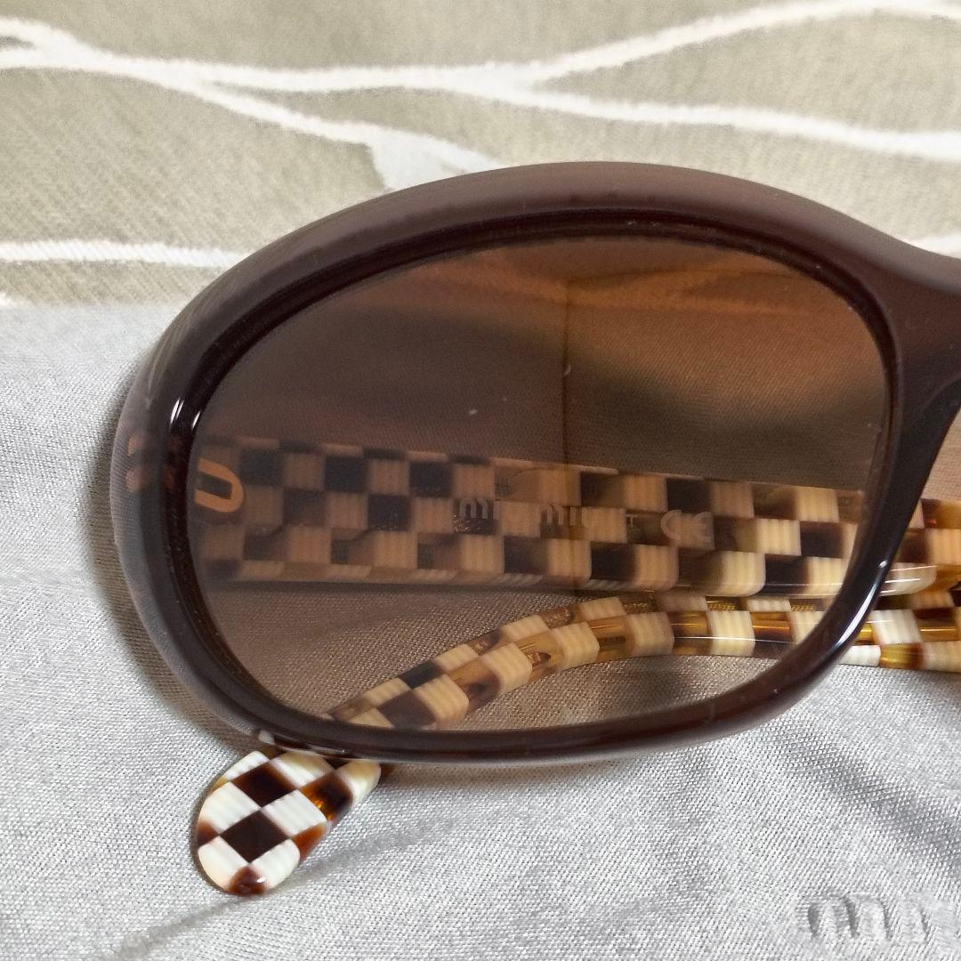 Miu Miu ミュウミュウ ブラウン サングラス ケース付き ブロック柄