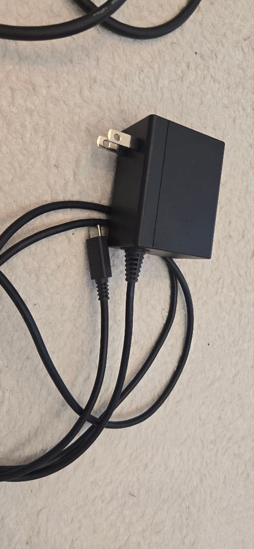 【不具合、動作可能】Nintendo Switch 本体 赤/青 Joy-Con