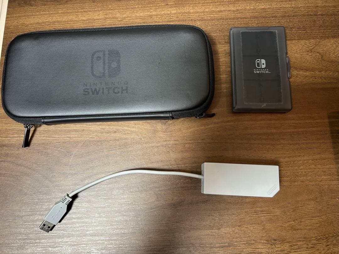任天堂　Switch 本体+プロコントローラー