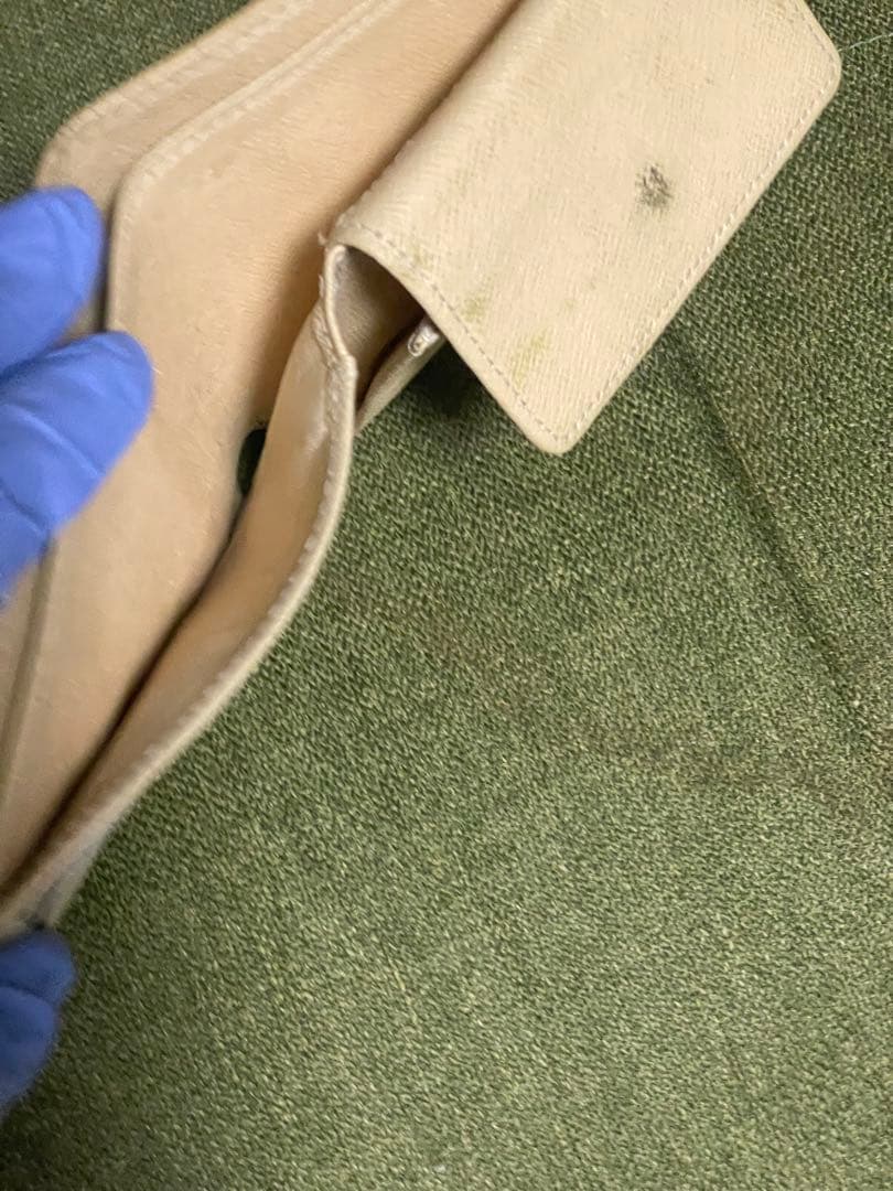 ルイヴィトン ダミエ　アズールホワイト白ニつ折りLOUIS VUITTON