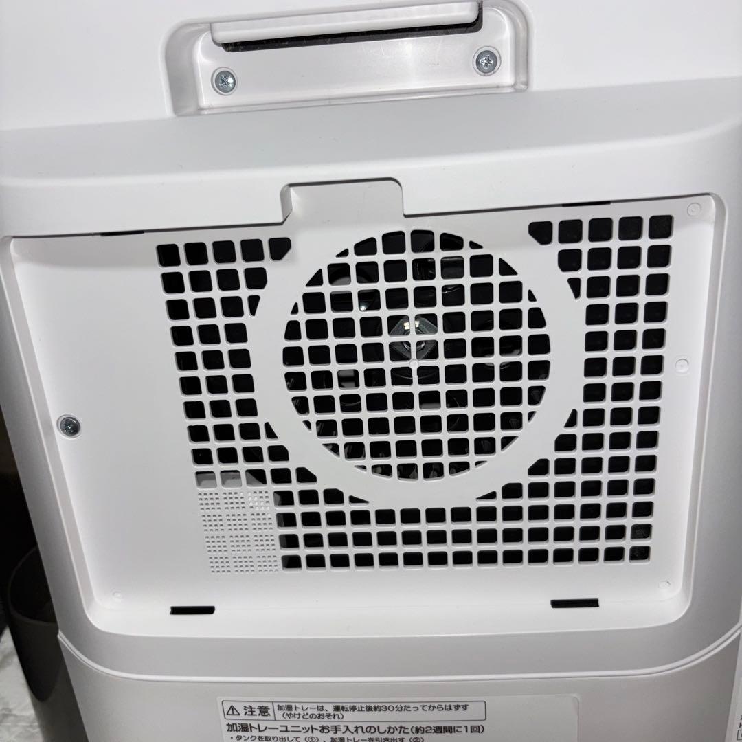 【2022年製】SHARP加湿セラミックファンヒーター　HX-RK12-W