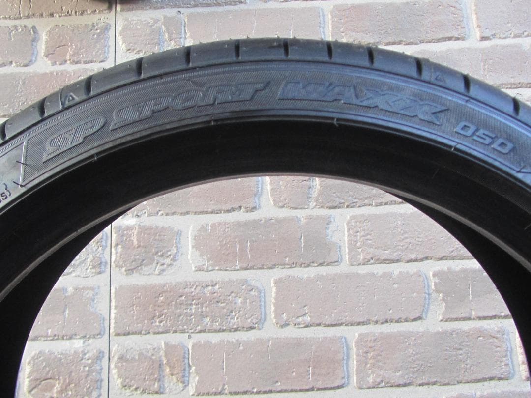【値下げ】225/40R18 サマータイヤ　ダンロップ　新車外し　2025年製