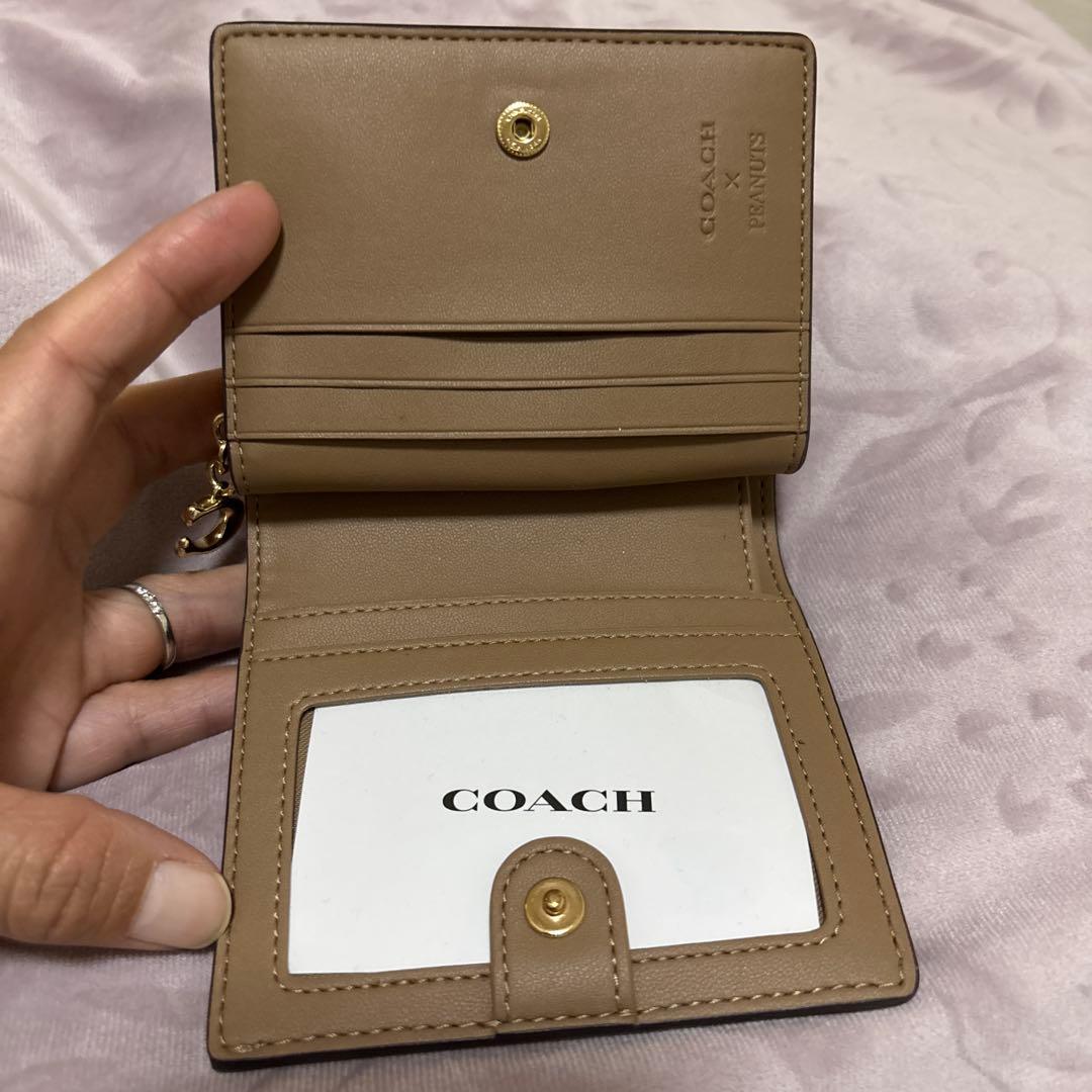 COACH x PEANUTS スヌーピー 二つ折り財布