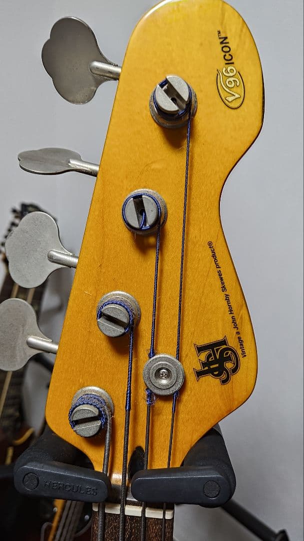 JHS　Vintage V96 ICON Fretless