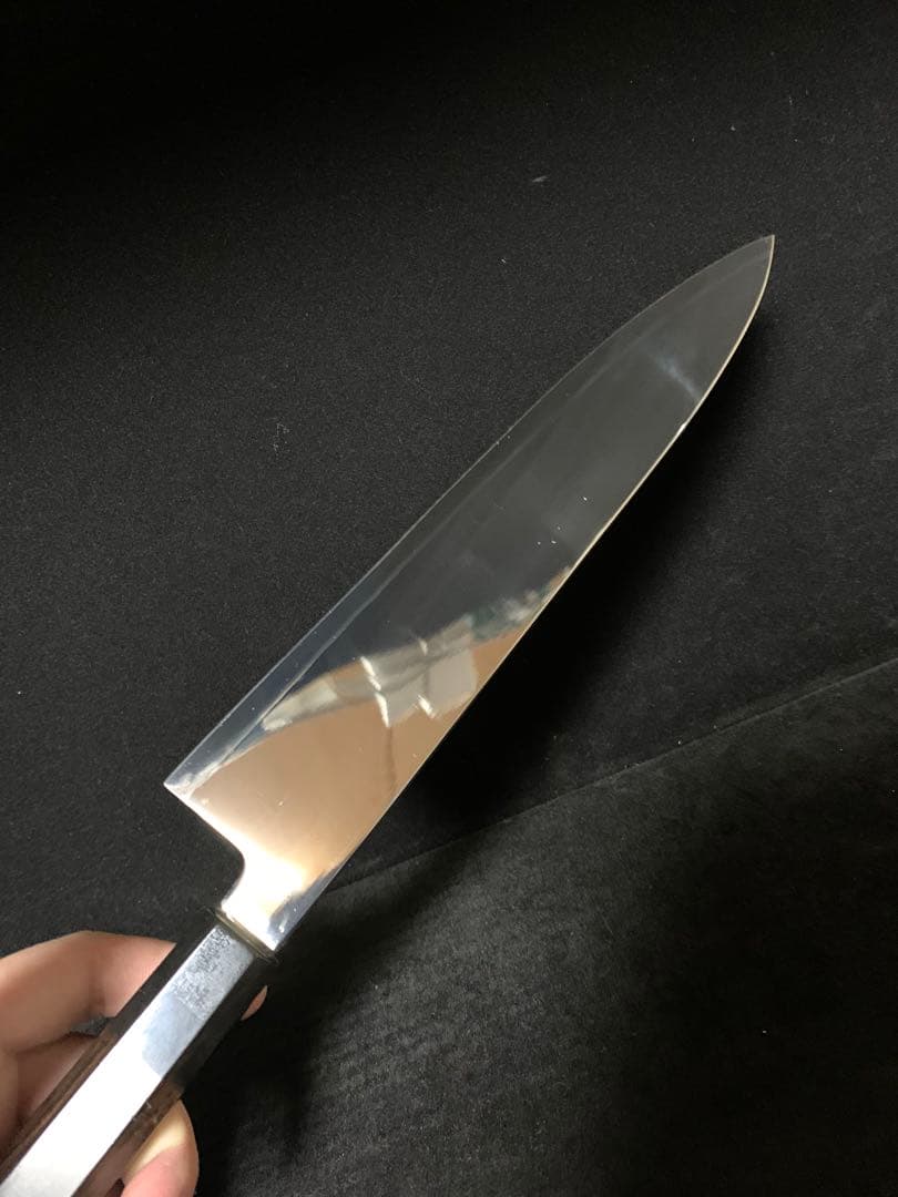 包丁　和牛刀　ハ寸　鏡面研磨　切味抜群　箱付　未使用品