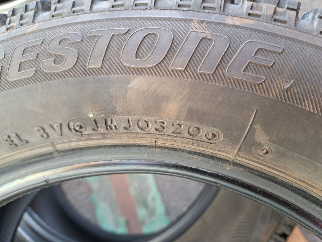 155/65R14バリ山！絶対安心ブリザック！お買い得ブリヂストン！送料￥300