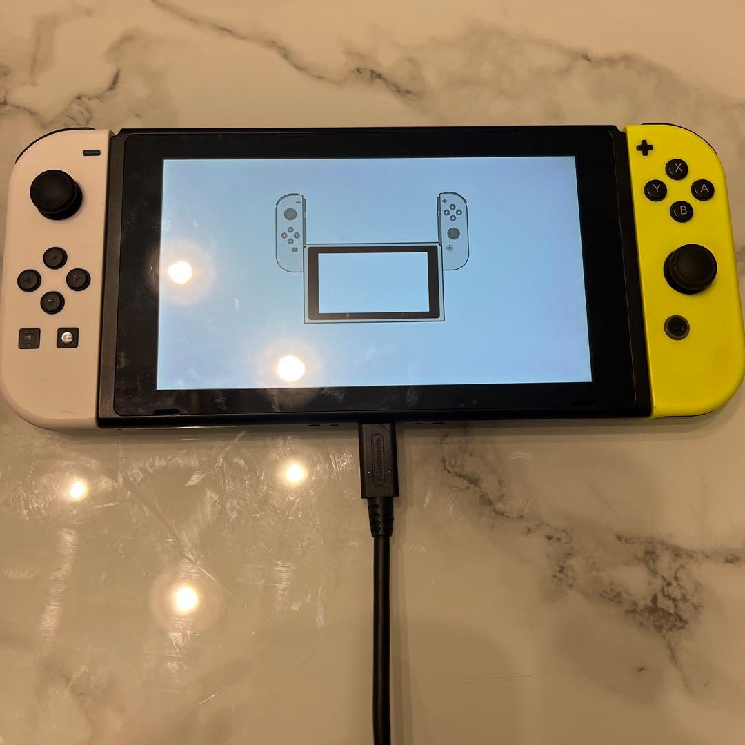 Nintendo Switch ピカチュウエディション 本体　【ジャンク品】