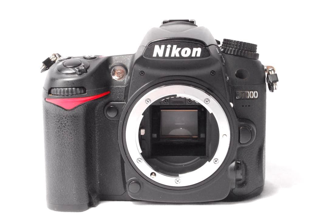 美品✨ニコン D7000✨高速連写＆高画質✨一眼レフカメラ✨人気機種