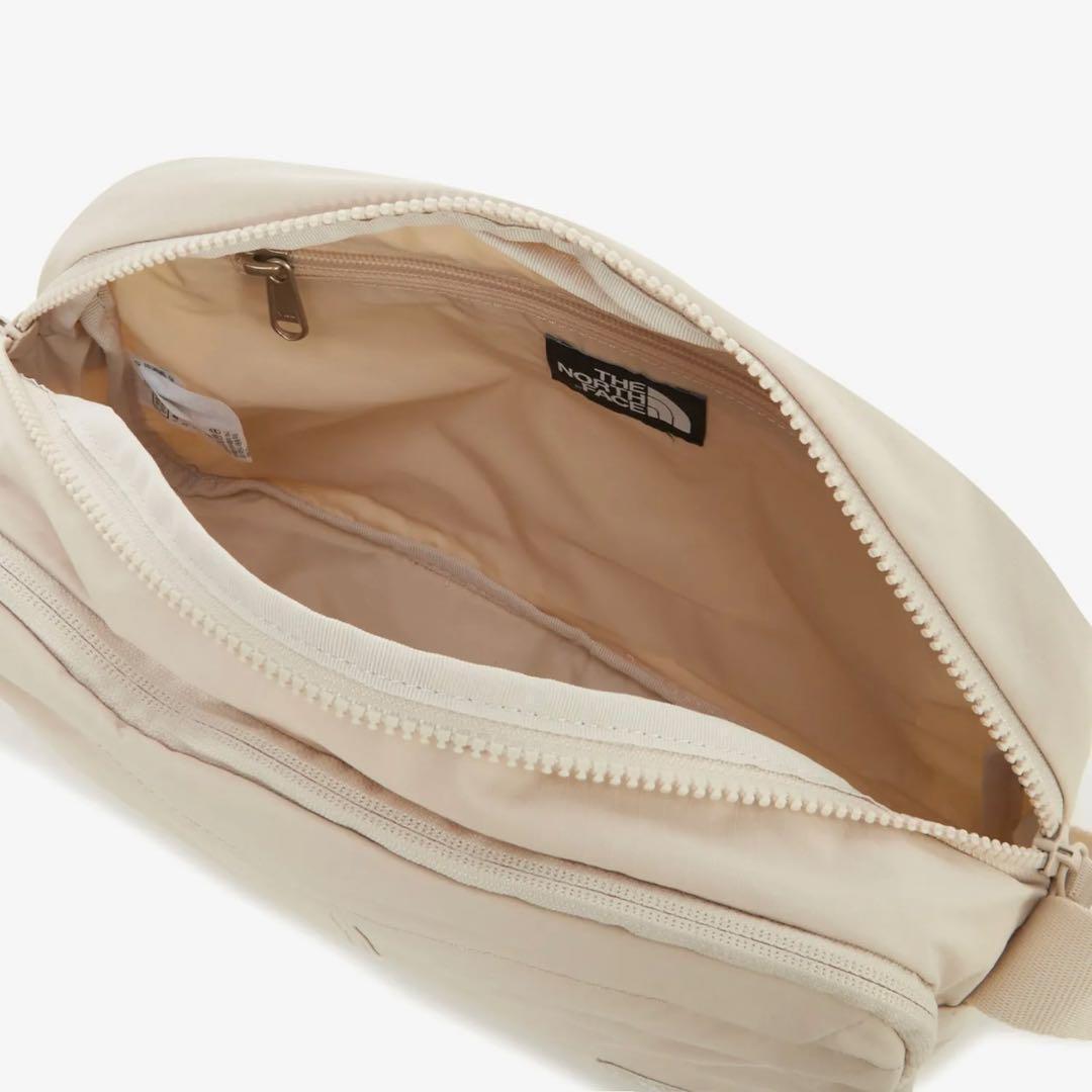 【韓国限定・新品】ノースフェイス トラベルクロスバッグM ホワイトサンド