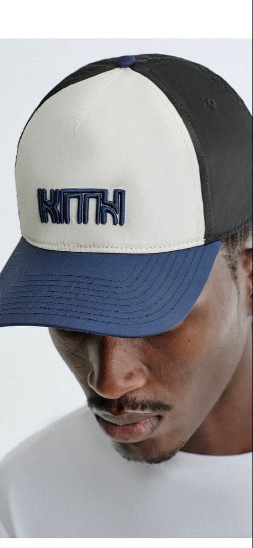 S*様 KITH ベースボールキャップ ホワイト/ネイビー