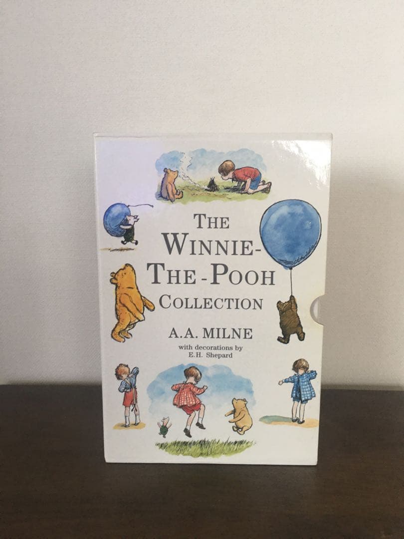 Disney 洋書絵本THE WINNI-THE-POOH COLLECTION