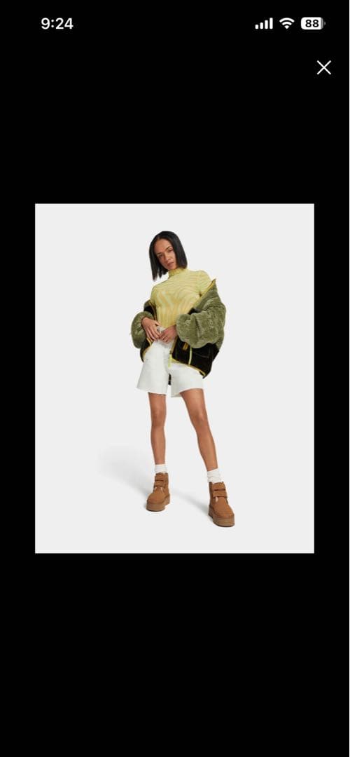 UGGオーストラリア Neumel Platform UGG ロゴ ブーツ