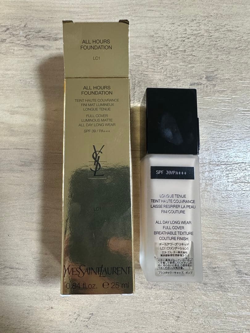 Yves saint Laurent オールアワーズリキッド LC1