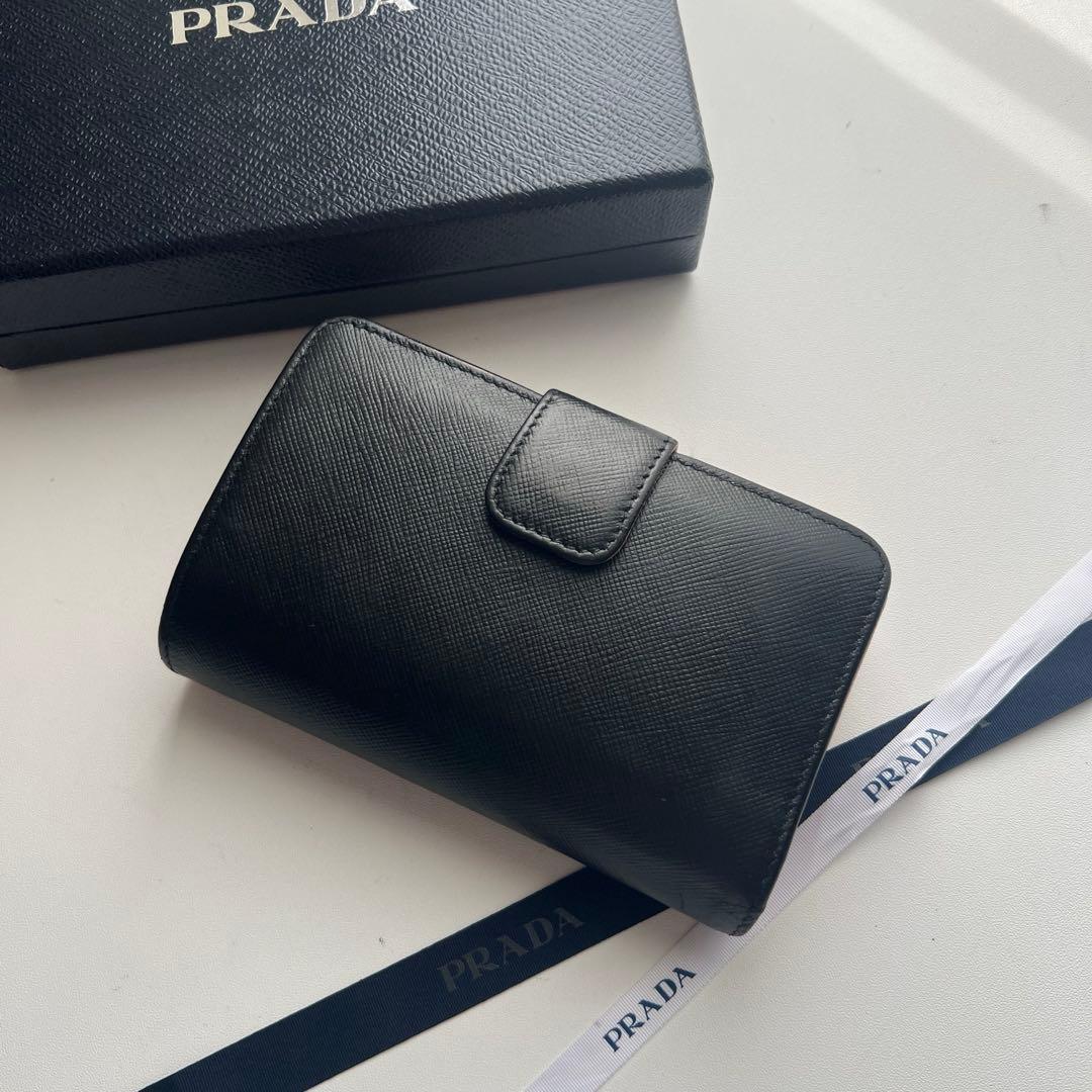 156 美品 PRADA プラダ 2つ折り財布