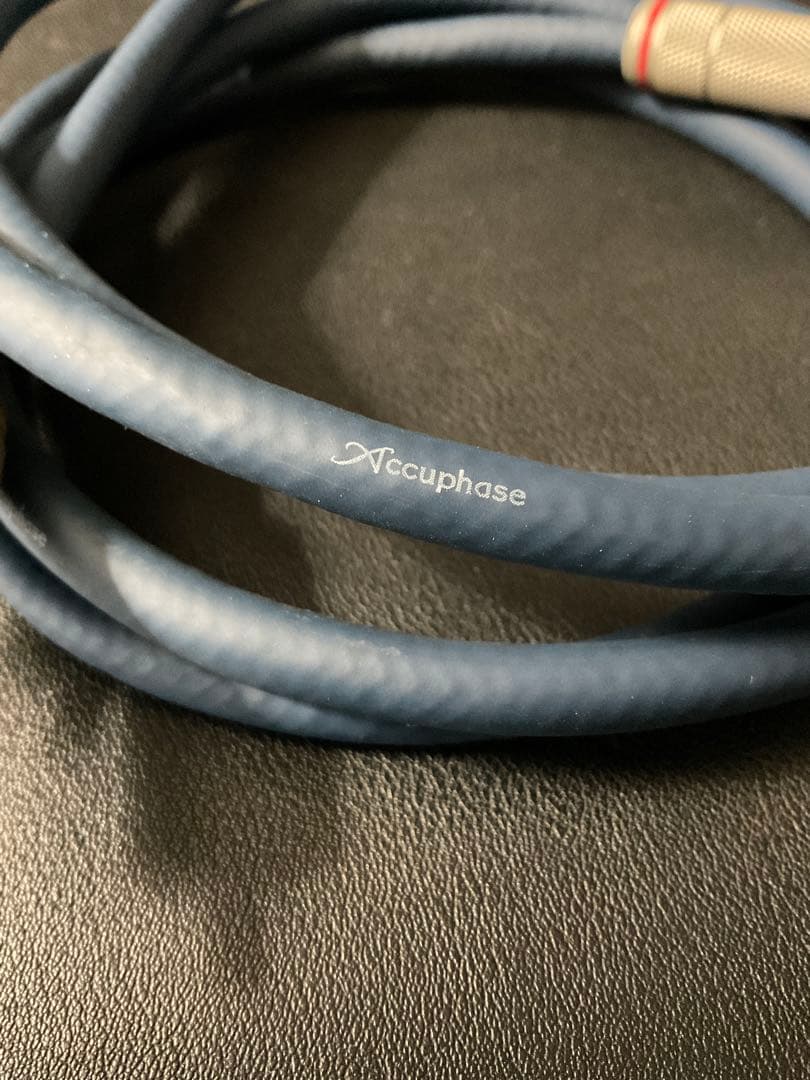 ハ*ツ様 Accuphase RCAケーブル 1.0m x 2本　中古