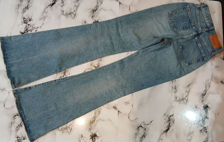 COCO様ご確認用　MOUSSY MVS FLARE デニム　　23　ロング
