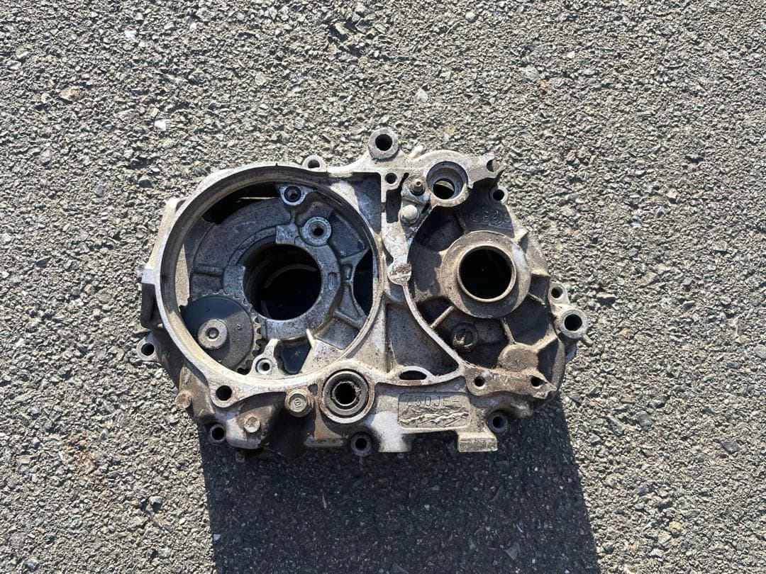 モンキー　z50j クランクケース　エンジン　やられ仕様