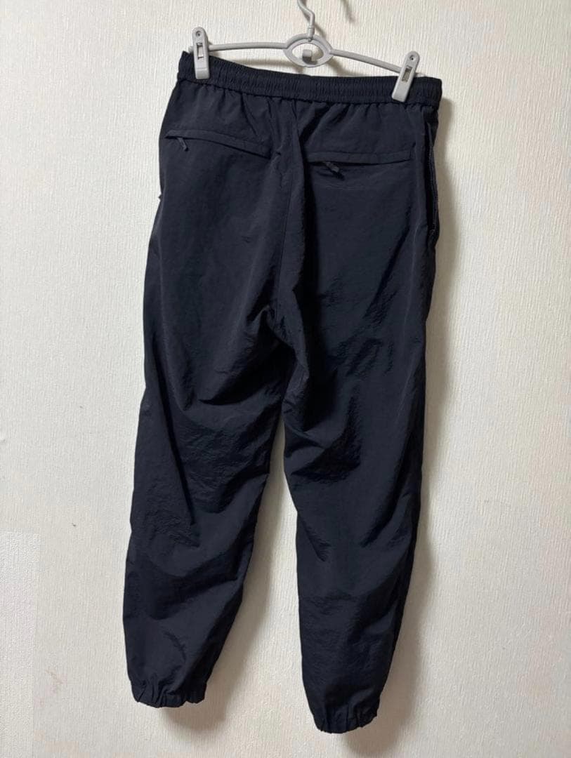 SS23　The Ennoy Professional ブラックナイロンパンツ