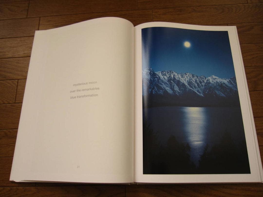 LIGHT MOODS SOUTH  小松幹直 Mikinobu Komatsu
