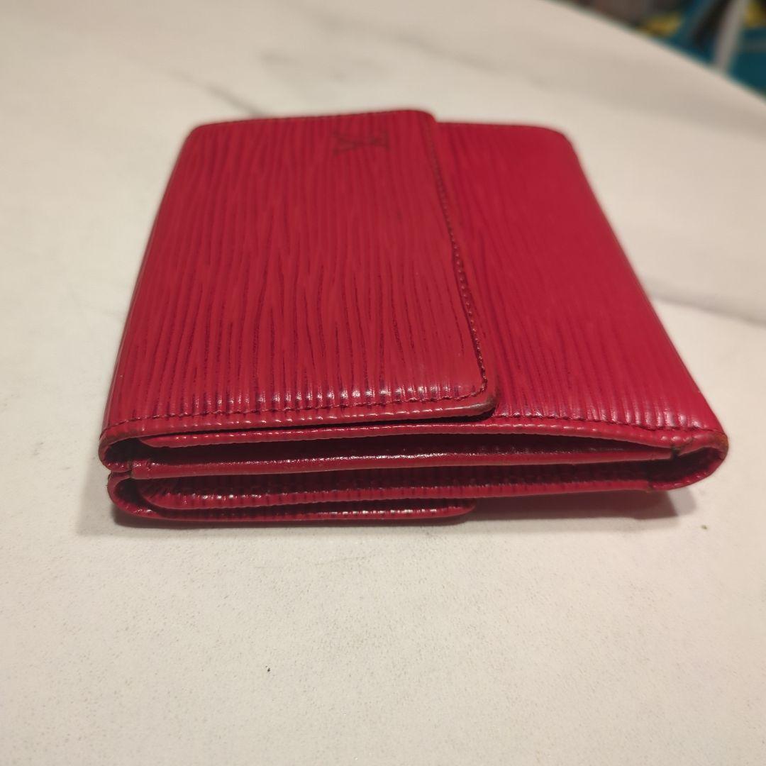 ルイ・ヴィトンエピレザー 赤 三つ折り財布美品