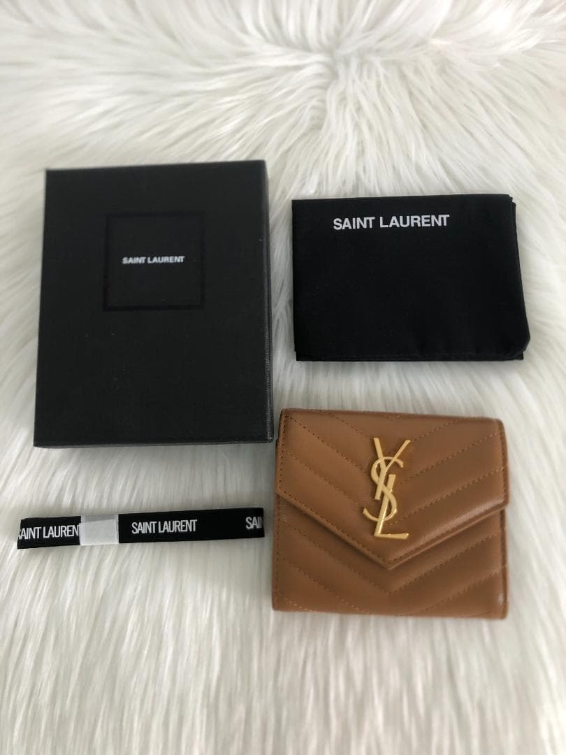 折り畳み財布　ブラウン　カードホルダー　YSLロゴ　バッグ　素晴らしい　本革