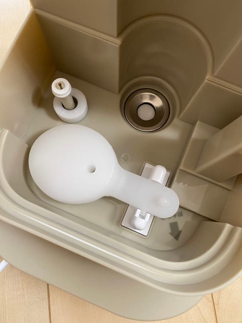 ⭐︎奮闘中！！⭐︎アンドデコ　モダンデコ　超音波式加湿器　タワー加湿器