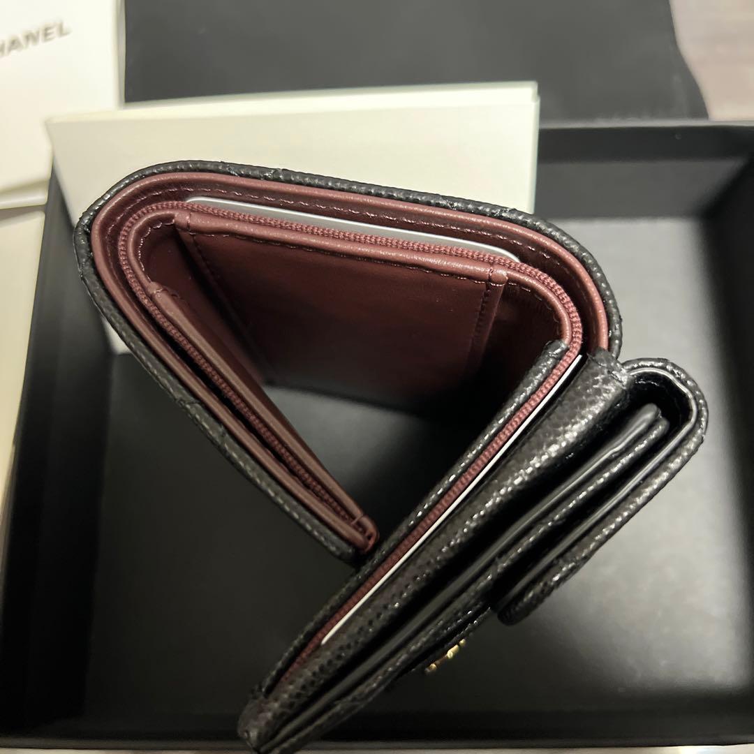 【新品未使用】CHANEL キャビアスキンウォレット