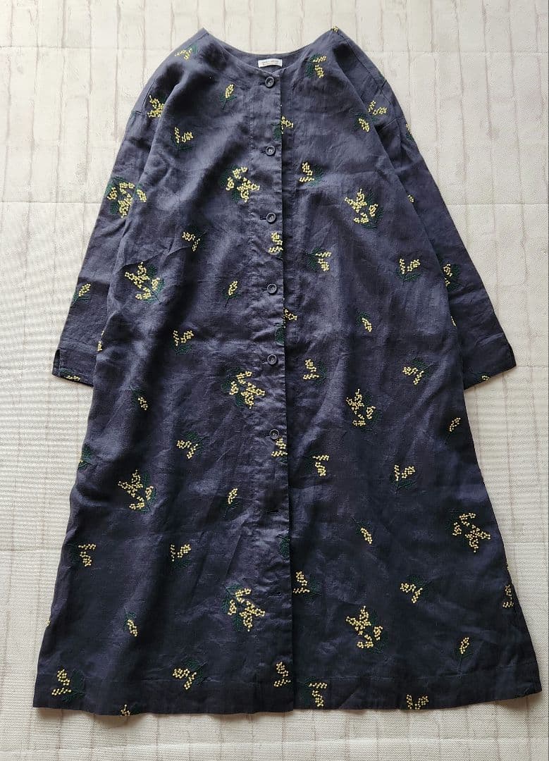 キャトルセゾン　ミモザ刺繍ワンピース　リネン　麻100%　ネイビー　羽織り