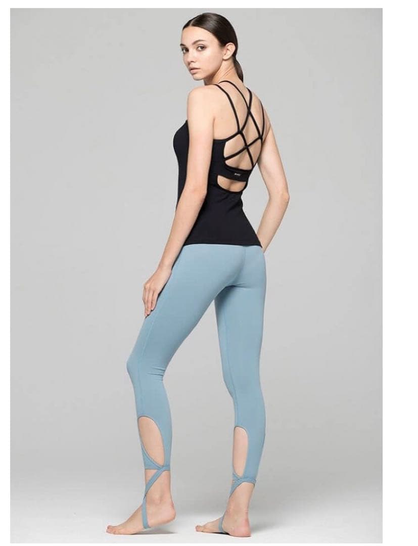 新品AUMNIE TENACITY TANK XSブラック カップ付き