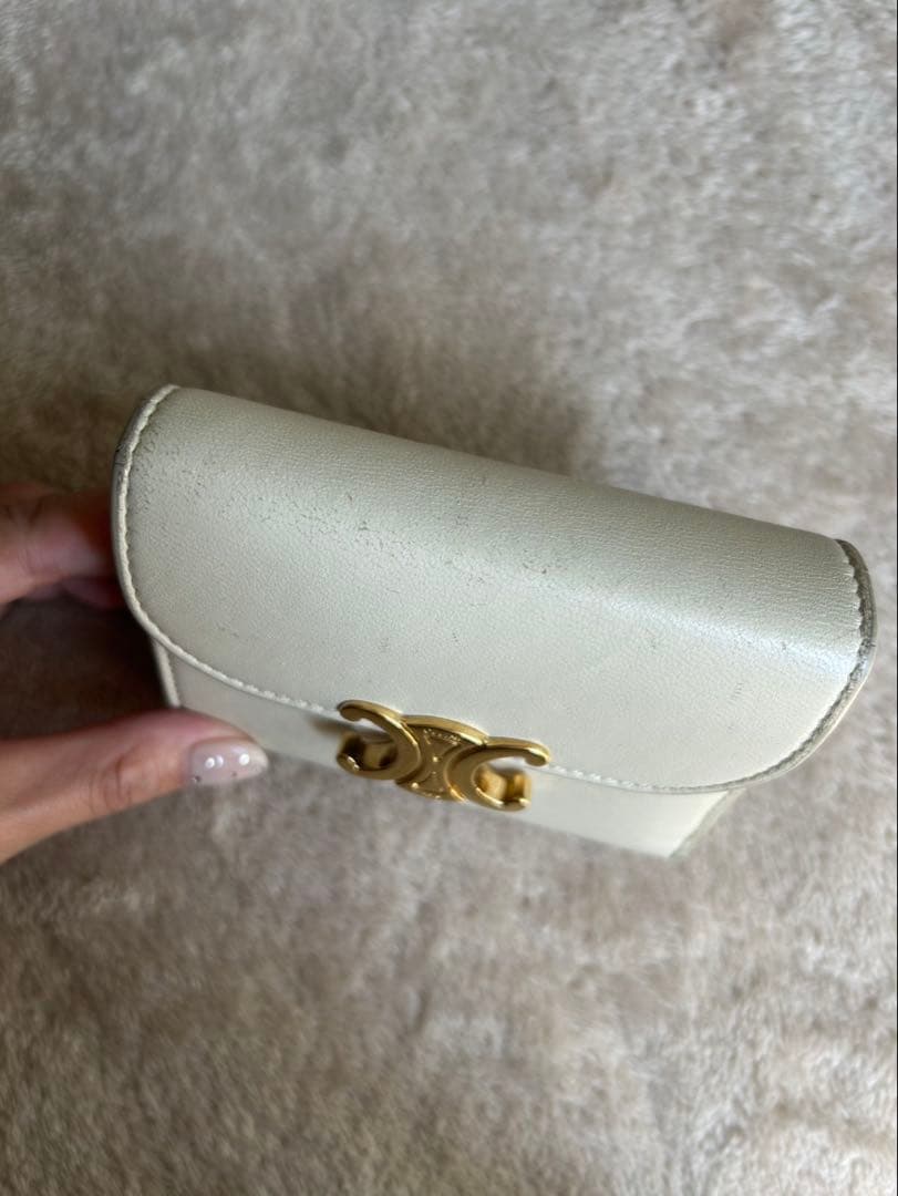 CELINE セリーヌ　トリンオフ　ホワイトレザー三つ折り財布 ゴールド金具付き