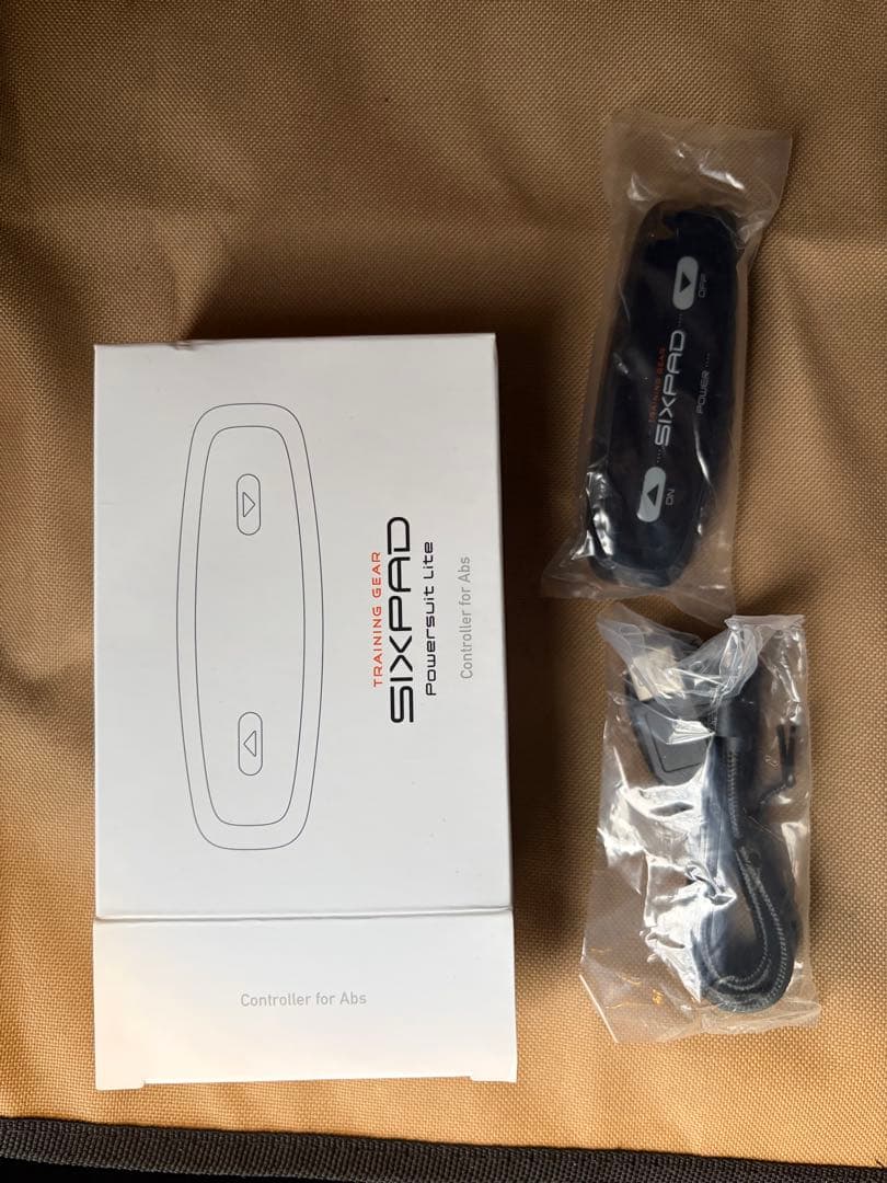 新品未使用SIXPAD パワースーツライト　アブズL