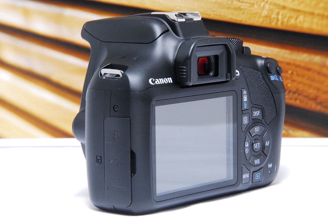 【美品】Canon EOS Kiss X80 Wi-Fi 簡単操作 一眼レフ